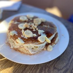 Kula Lodge & Restaurant - Banana Nut Pancakes