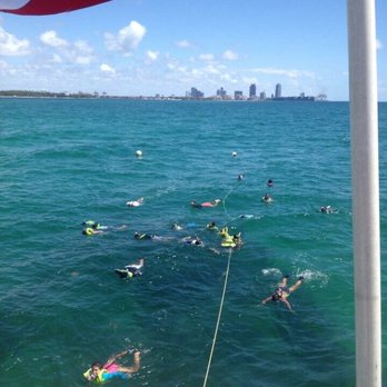 Deco Divers - Beautiful day for snorkeling! - Boat Charters Near Me - Miami Beach, Florida