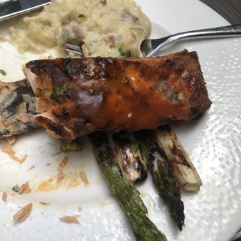 VERSA - Norwegian Salmon - New American Near Me - New York, New York