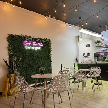 The Hangout - Sitting area - Bubble Tea Near Me - Galt, California