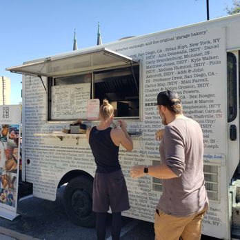 BB&B Bread Truck - Vibing - Food Trucks Near Me - Indianapolis, Indiana