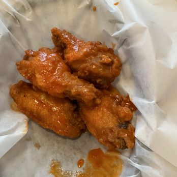Bruno's Pizza & Wings - Traditional wings - Chicken Wings Near Me - Raton, New Mexico Bruno's Pizza & Wings - Traditional wings - Chicken Wings Near Me - Raton, New Mexico