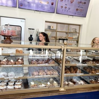 Parlor Doughnuts - Donuts Near Me - Largo, Florida Parlor Doughnuts - Donuts Near Me - Largo, Florida