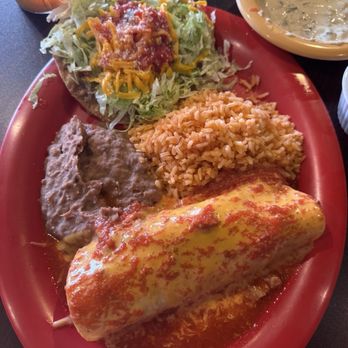 Los Tules - Burrito and tostada combo - Mexican Near Me - Kansas City, Missouri Los Tules - Burrito and tostada combo - Mexican Near Me - Kansas City, Missouri
