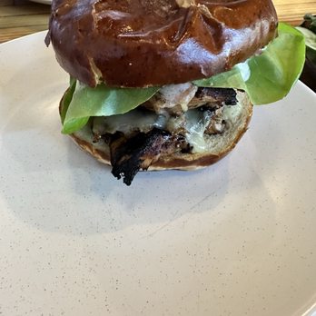 Drift On Pine - Grilled Chicken Sandwich - American Near Me - La Porte, Indiana Drift On Pine - Grilled Chicken Sandwich - American Near Me - La Porte, Indiana