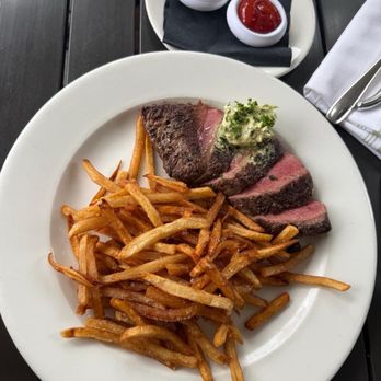 La Nouvelle - Steak Frites - French Near Me - Saint Augustine, Florida