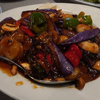 Hunan by the Falls - Chinese Near Me - Chagrin Falls, Ohio Hunan by the Falls - Chinese Near Me - Chagrin Falls, Ohio