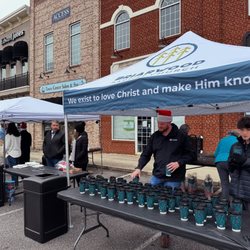Briarwood Baptist Church - We love handing out free hot chocolate and cookies at the Oconee Christmas Parade every year!