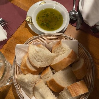 Pagliucas - Oil and bread - Italian Near Me - Boston, Massachusetts Pagliucas - Oil and bread - Italian Near Me - Boston, Massachusetts