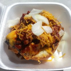 Chow - chili cheeseburger - absolutely delicious