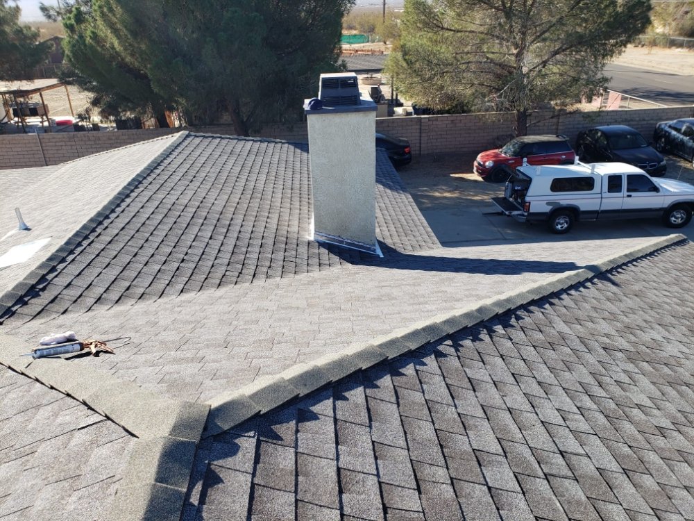 Slide of Carlos Guti Roofing