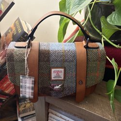 Chestnut Blue Tartan