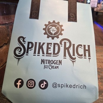 Spiked Rich Nitrogen Ice Cream - White chocolate macadamia cookies in the bag. - Ice Cream & Frozen Yogurt Near Me - Davie, Florida Spiked Rich Nitrogen Ice Cream - White chocolate macadamia cookies in the bag. - Ice Cream & Frozen Yogurt Near Me - Davie, Florida