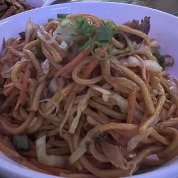Phayul - Lhasa Fried Noodle - Himalayan/Nepalese Near Me - Jackson Heights, New York