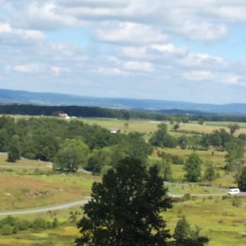 Gettysburg Tour Center - Of you of one of the battlefields I'm up on the ridge looking down - Bus Tours Near Me - Gettysburg, Pennsylvania Gettysburg Tour Center - Of you of one of the battlefields I'm up on the ridge looking down - Bus Tours Near Me - Gettysburg, Pennsylvania