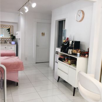 Makeup By Rachel - Permanent Makeup Near Me - Los Angeles, California