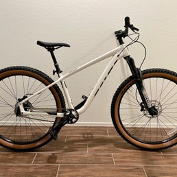Salsa Timberjack 29er XT, converted to SS by the friendly staff at Landis.