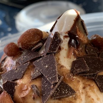 Dairy Queen Ltd Brazier - Brownie Sundae - Fast Food Near Me - Matthews, North Carolina