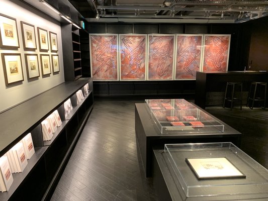 Roppongi Tsutaya Books by null