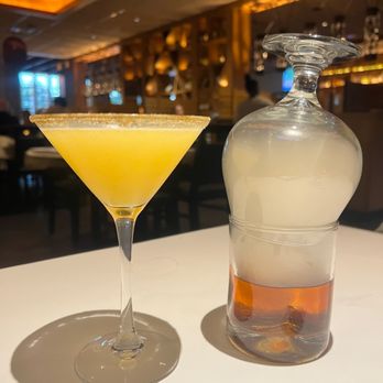 Bonefish Grill - Martini and smoked old fashioned - Seafood Near Me - Atlanta, Georgia