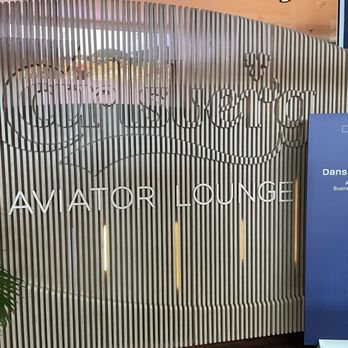 Aviator Lounge - Entrance signage ounce you get up the steps with your luggage :-) - Airport Lounges Near Me - Kastrup, 84