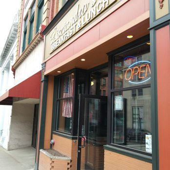 Lisciandro's Restaurant - Italian Near Me - Jamestown, New York