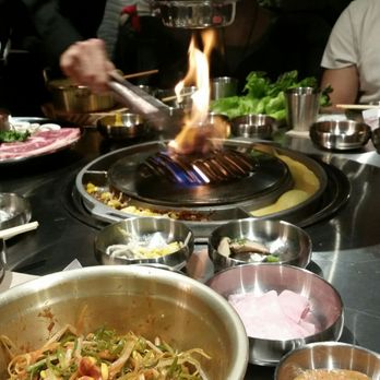 Daebak Korean BBQ - Greasing up the grill! Fire! - Korean Near Me - Chicago, Illinois