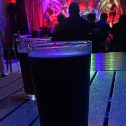 Scruffy City Hall - Good selection of beer
