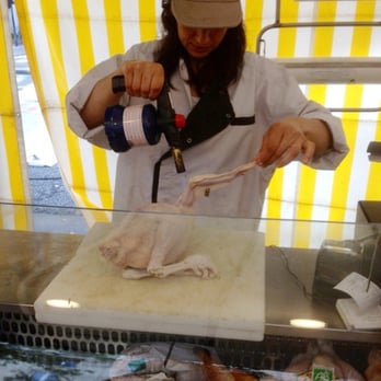 Marché Raspail - Doesn't get any fresher! - Farmers Market Near Me - Paris, 75 Marché Raspail - Doesn't get any fresher! - Farmers Market Near Me - Paris, 75