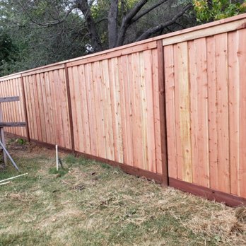 Build Rite Construction - 6.5ft tall, custom fence, finished top and overlapped boards with 2x6 pressure treated kickboard - Fences & Gates Near Me - Elk Grove, California