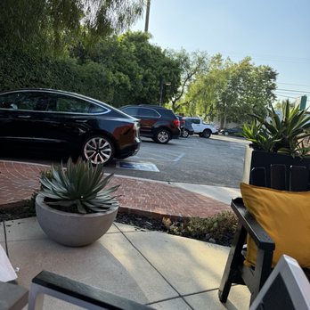Beach Pit BBQ - Parking lot small - Barbeque Near Me - Costa Mesa, California Beach Pit BBQ - Parking lot small - Barbeque Near Me - Costa Mesa, California