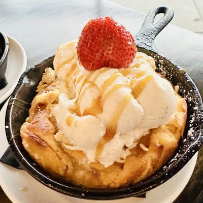 The Turn Club by null