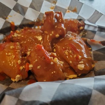 D-spot - Muy Thai Wings - Chicken Wings Near Me - Oakdale, Minnesota D-spot - Muy Thai Wings - Chicken Wings Near Me - Oakdale, Minnesota