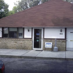 AAAA Self Storage & Moving - Nice friendly setting.