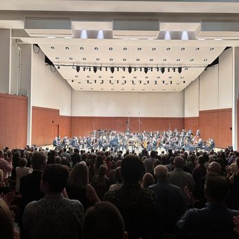 Atlanta Symphony Hall - a large group of people in a concert hall - Music Venues Near Me - Atlanta, Georgia Atlanta Symphony Hall - a large group of people in a concert hall - Music Venues Near Me - Atlanta, Georgia