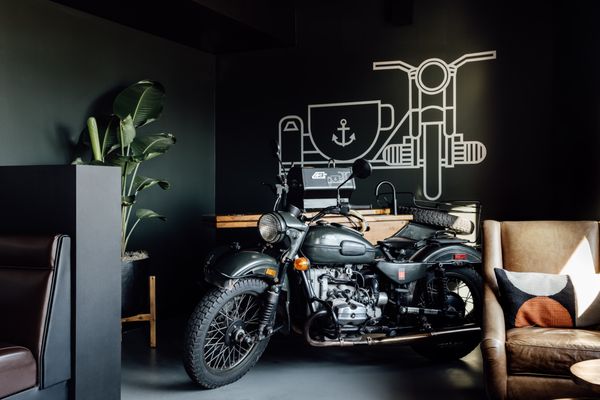 URBAN SAILOR COFFEE by null