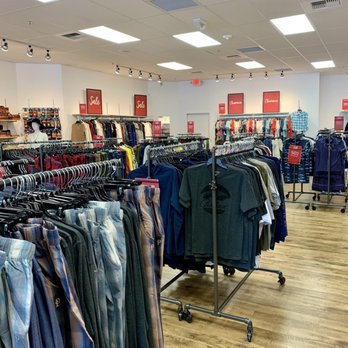 Pendleton - Back of Store - Department Stores Near Me - Napa, California