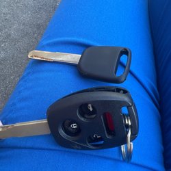 Abracadabra Locksmith - What I asked for what he gave me. Why would anyone pay $150 for a regular key.