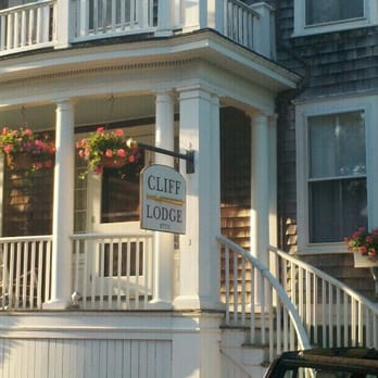 Cliff Lodge Bed & Breakfast - Hotels Near Me - Nantucket, Massachusetts