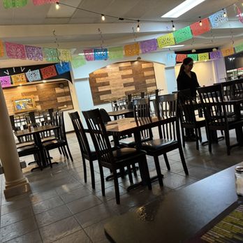 Dos Amigos Locos - Seating - Mexican Near Me - Parma Heights, Ohio