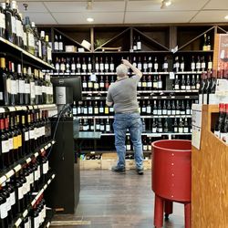 Calvert Woodley Fine Wines & Spirits