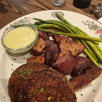 Green Valley Grill - Crab cakes, roasted potatoes, and asparagus - Modern European Near Me - Greensboro, North Carolina Green Valley Grill - Crab cakes, roasted potatoes, and asparagus - Modern European Near Me - Greensboro, North Carolina