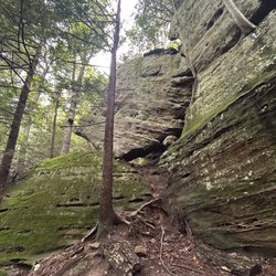 High Rock Adventures/Hocking Hills Ecotours - Rock face for rapelling.