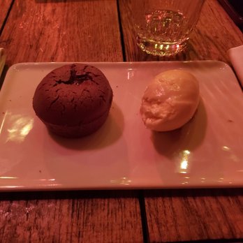 TATA - Cocktail Bars Near Me - København