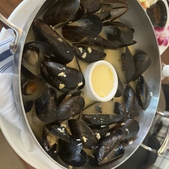 Mb Grille - Mussels - Seafood Near Me - Torrance, California