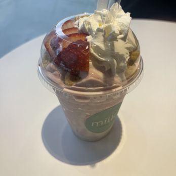 Milky Cereal Bar - Pretty in Pink - Ice Cream & Frozen Yogurt Near Me - Kapolei, Hawaii