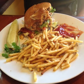Springside Restaurant - California burger - Breakfast & Brunch Near Me - Paso Robles, California