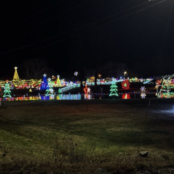 Chad's Winter Wonderland - Local Flavor Near Me - Lebanon, Tennessee