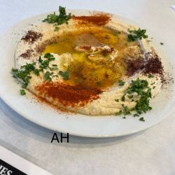 Lulu Kabab - Hummus. Really good