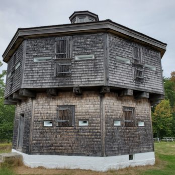 Fort Edgecomb State Historic Site - Landmarks & Historical Buildings Near Me - Wiscasset, Maine Fort Edgecomb State Historic Site - Landmarks & Historical Buildings Near Me - Wiscasset, Maine